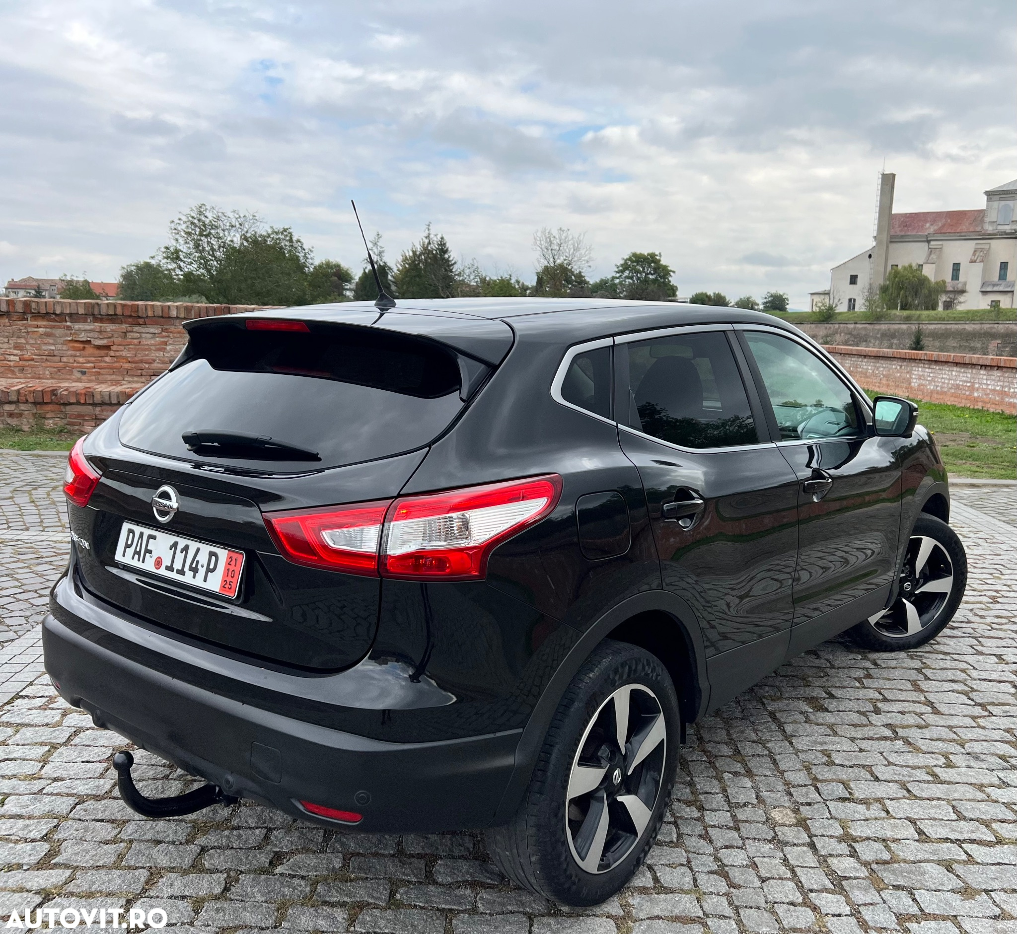 Nissan Qashqai 1.6 DCI Start/Stop N-Connecta - 4
