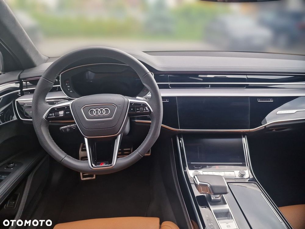 Audi A8 - 14