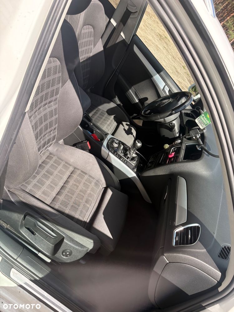 Audi A4 Avant 2.0 TDI - 24