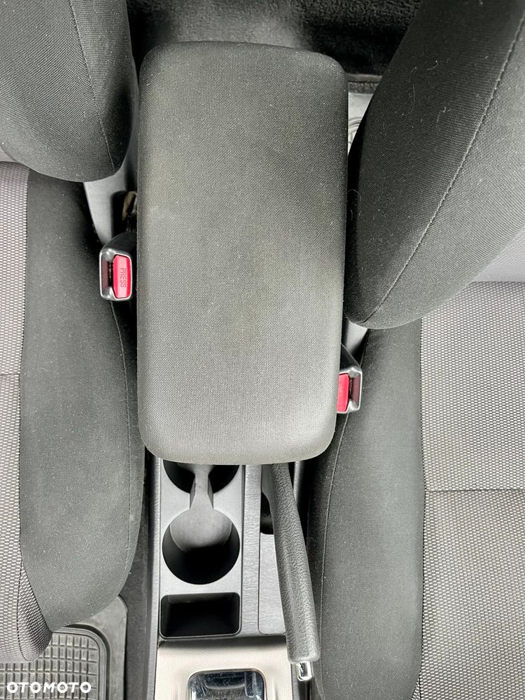 Toyota Corolla 1.4 D-4D Luna MM - 13