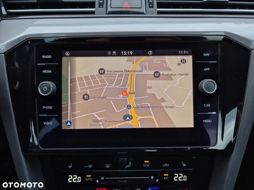 Volkswagen Passat 2.0 TDI Business DSG - 24