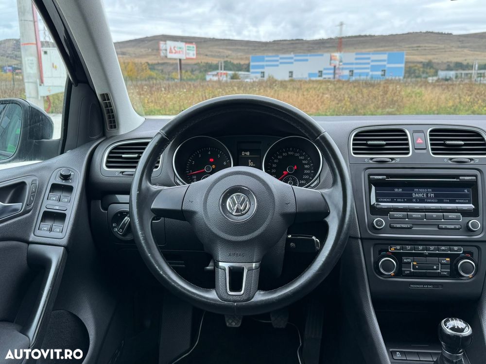 Volkswagen Golf 1.2 TSI BMT Comfortline - 6