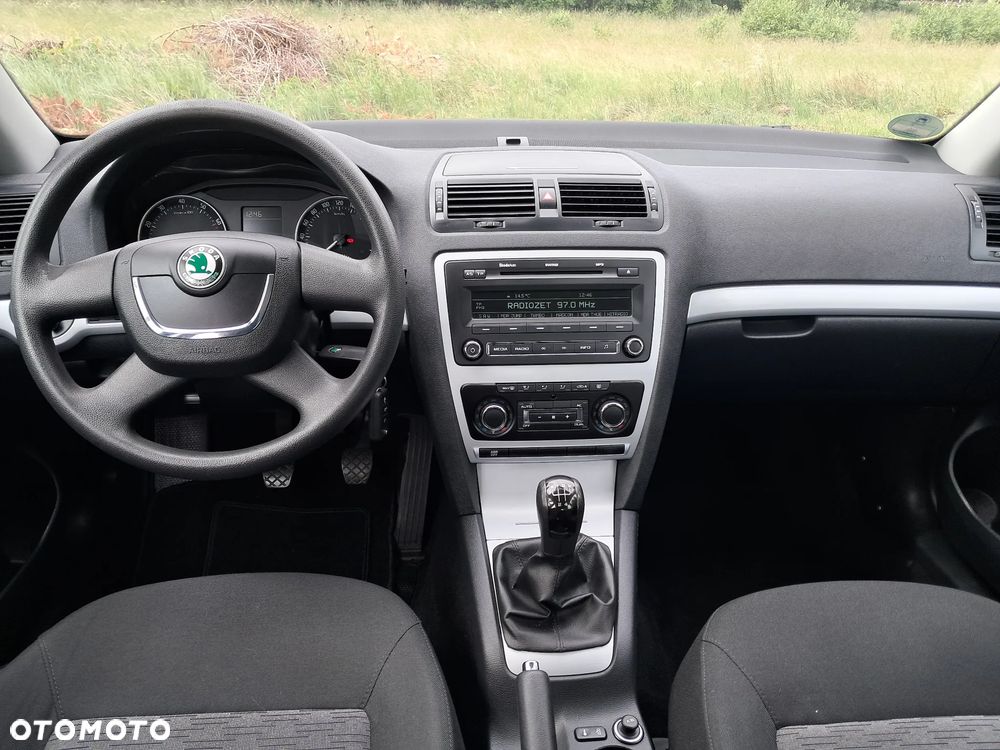 Skoda Octavia 1.6 SPORT EDITION - 15