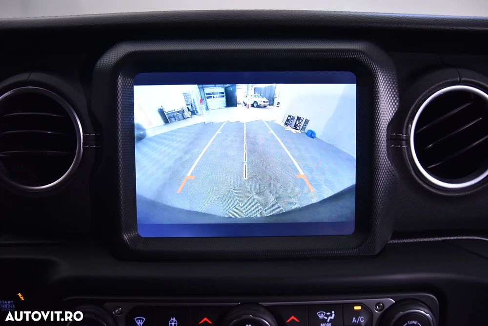 Jeep Wrangler Unlimited 2.2 CRD AT8 Sahara - 18