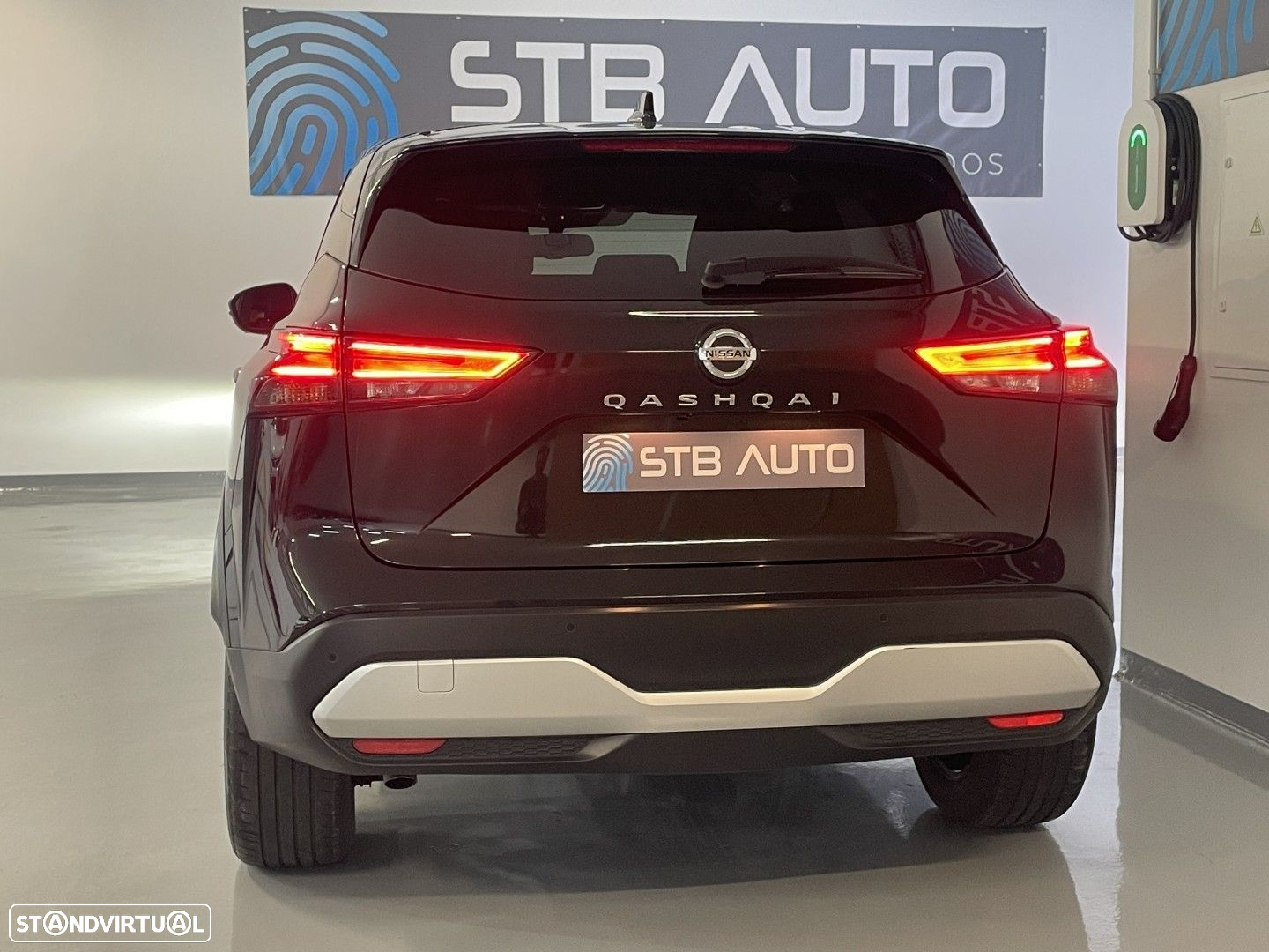 Nissan Qashqai 1.3 DIG-T N-Connecta LED Xtronic - 10