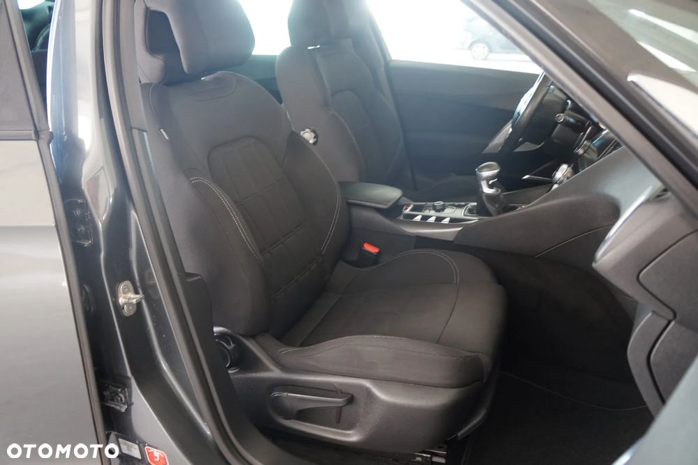 Citroën DS5 1.6 BlueHDi SoChic - 20