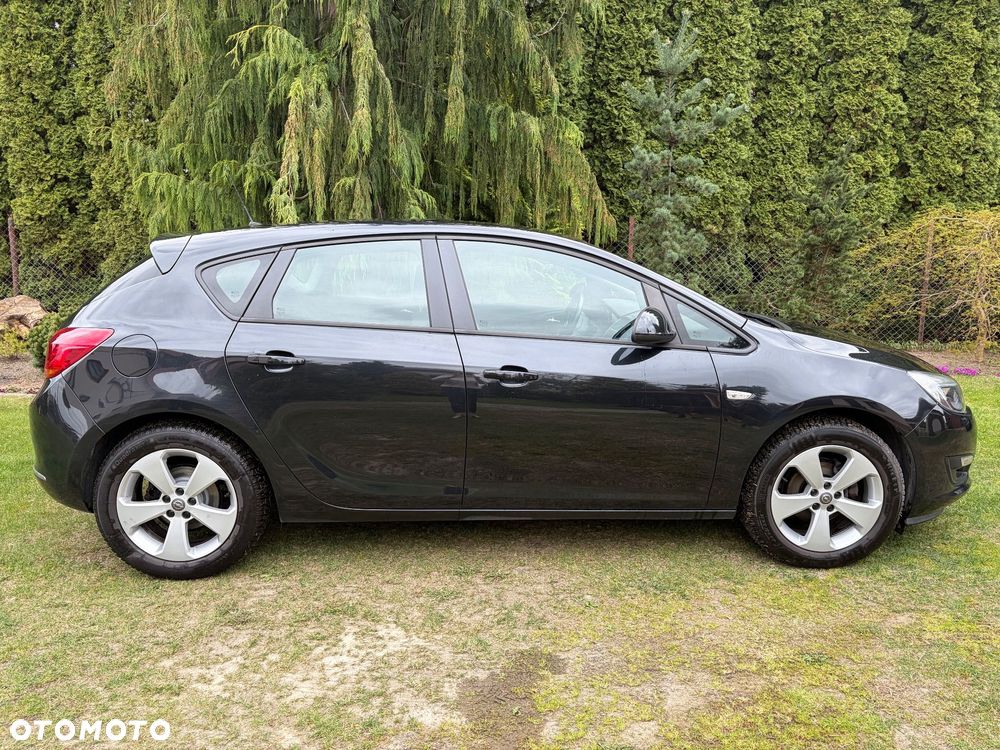 Opel Astra 1.4 T Enjoy - 1