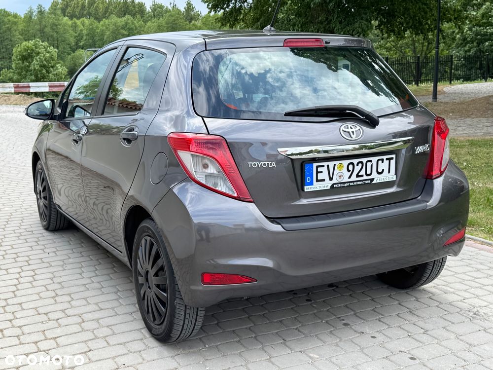 Toyota Yaris - 36