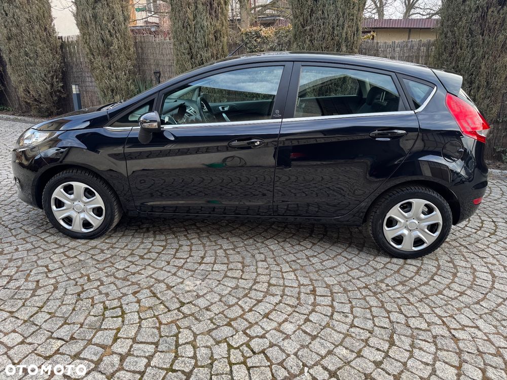 Ford Fiesta 1.25 Champions Edition - 4