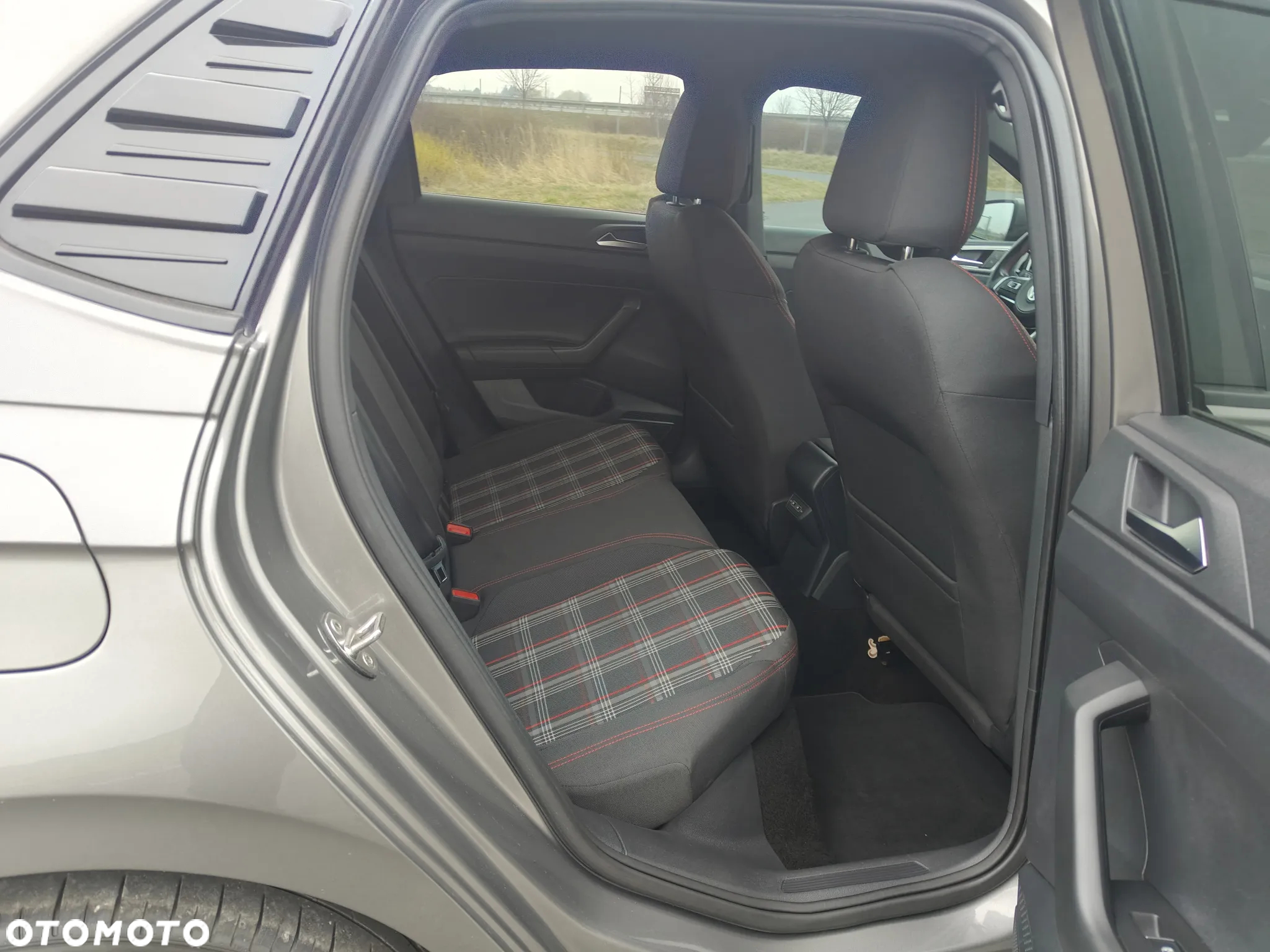 Volkswagen Polo 2.0 TSI DSG OPF GTI - 14