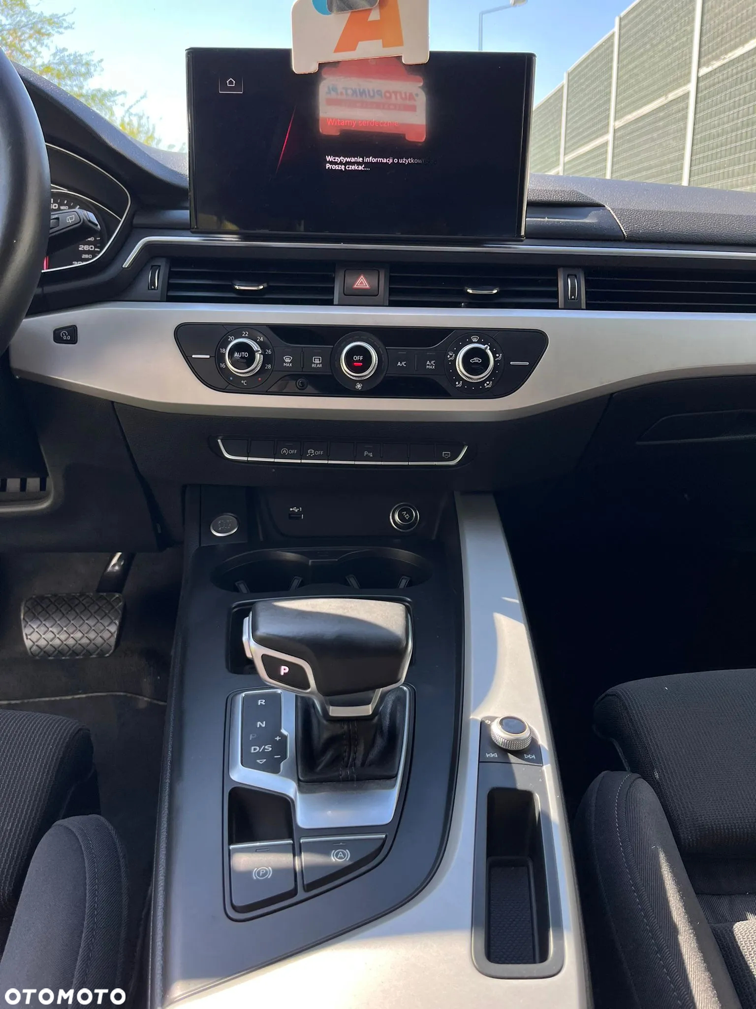 Audi A4 Avant 40 TDI S tronic S line - 20