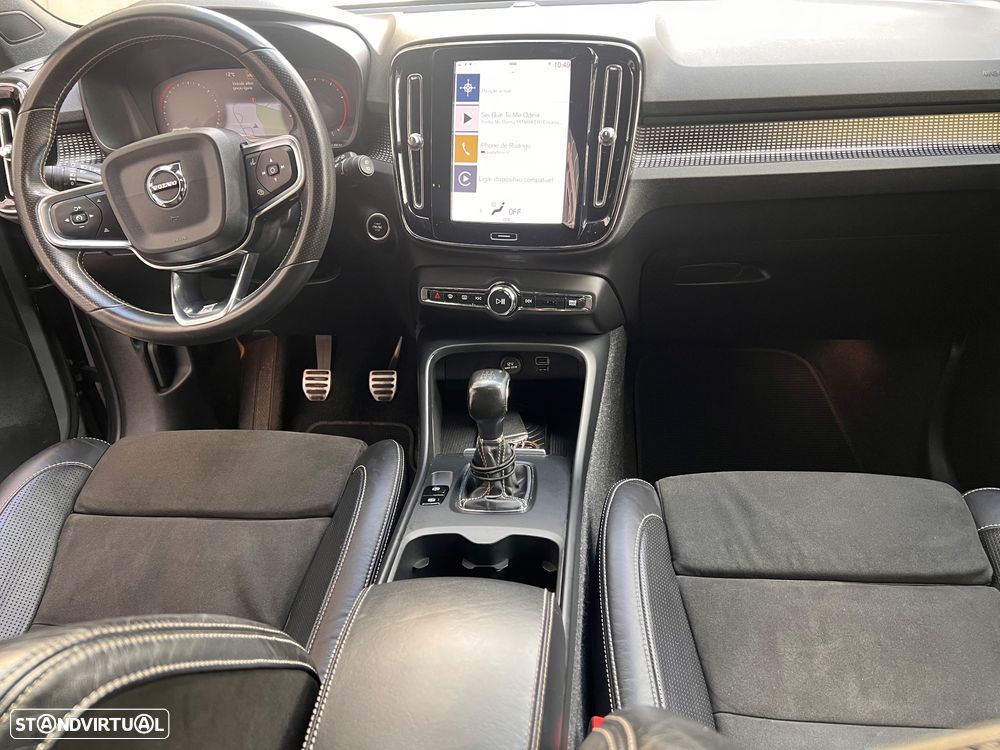 Volvo XC 40 1.5 T3 R-Design Tech Edition - 6