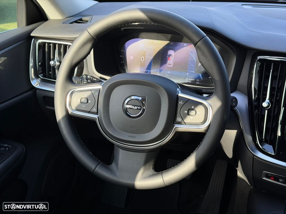 Volvo V60 2.0 T6 AWD TE Essential - 23