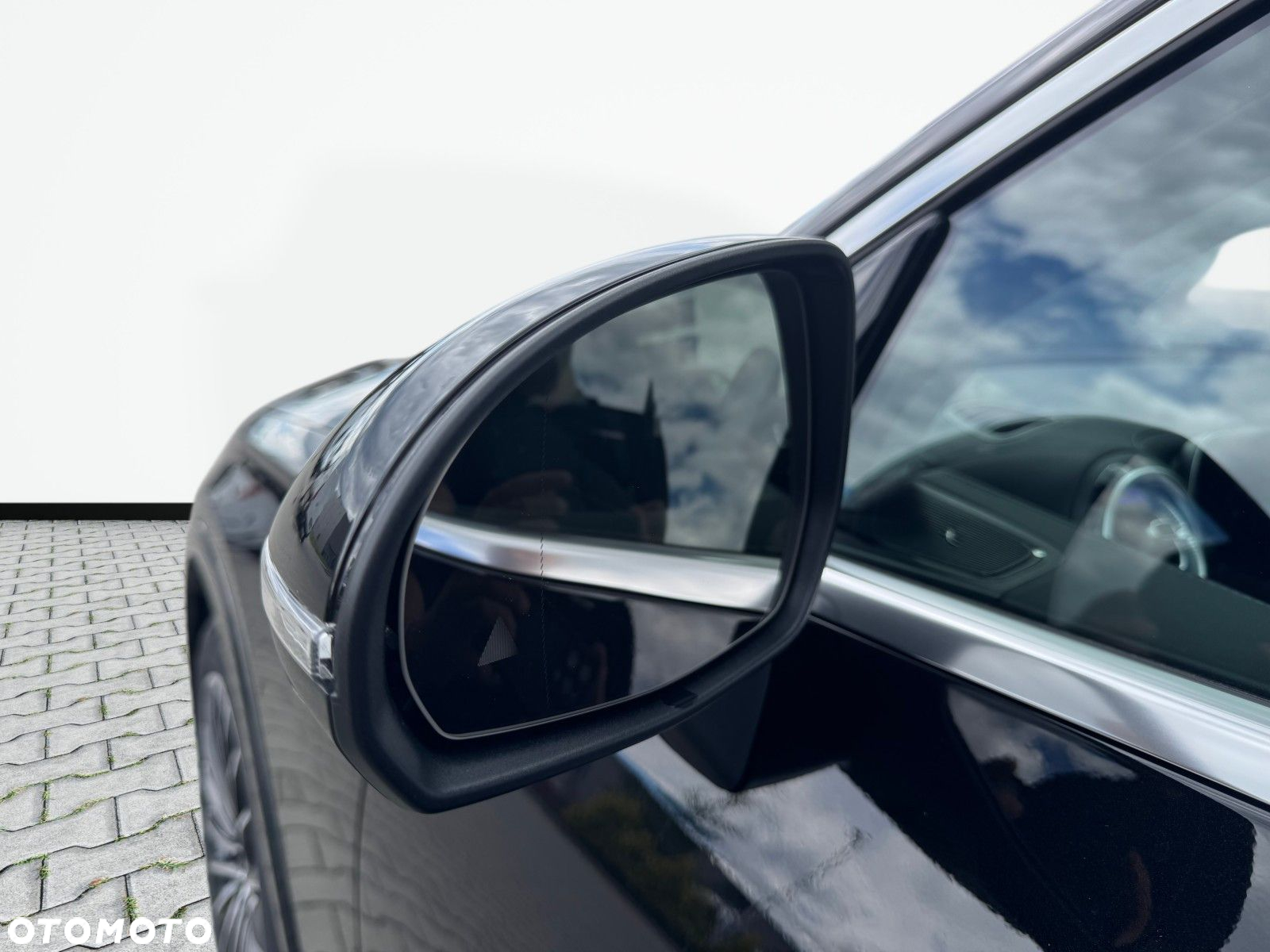 Mercedes-Benz GLC - 22