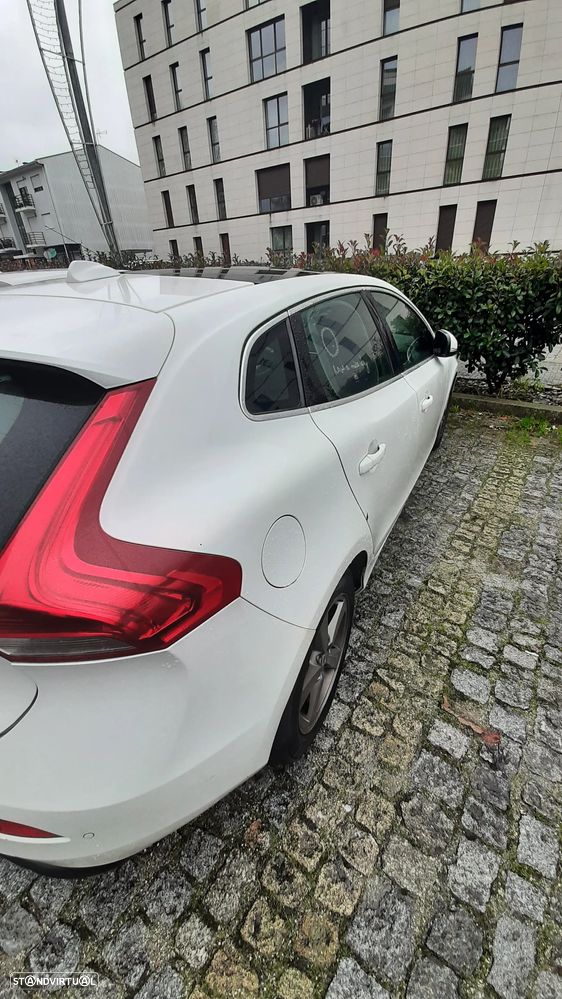 Volvo V40 D2 Momentum - 11