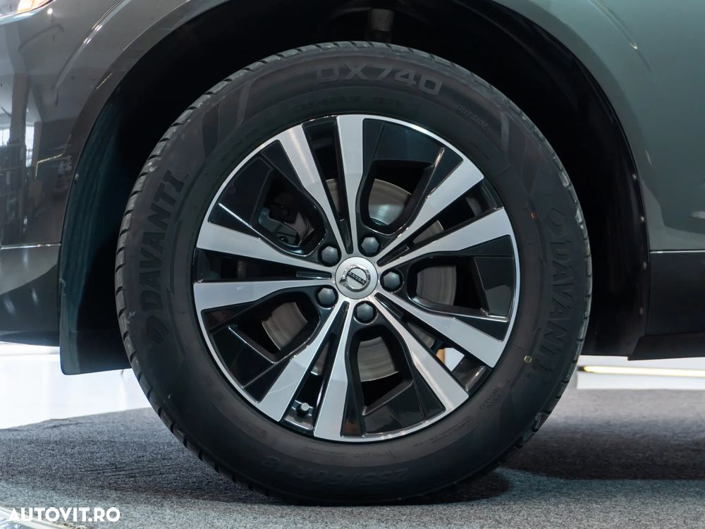 Volvo XC 60 D4 AWD Geartronic Momentum - 12