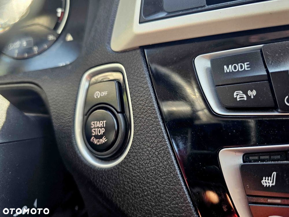 BMW Seria 1 118i Edition Metropolitan - 29