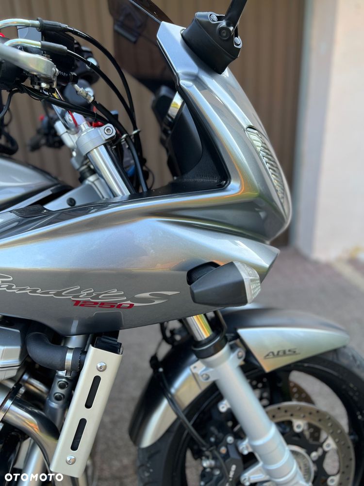 Suzuki Bandit - 12
