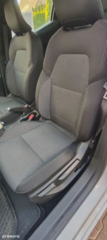 Renault Clio - 22