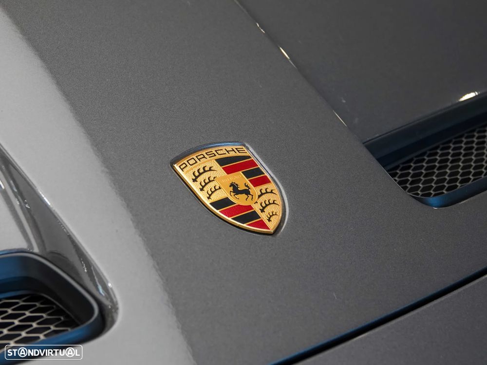 Porsche 911 (992) GT3 Touring Package PDK - 15
