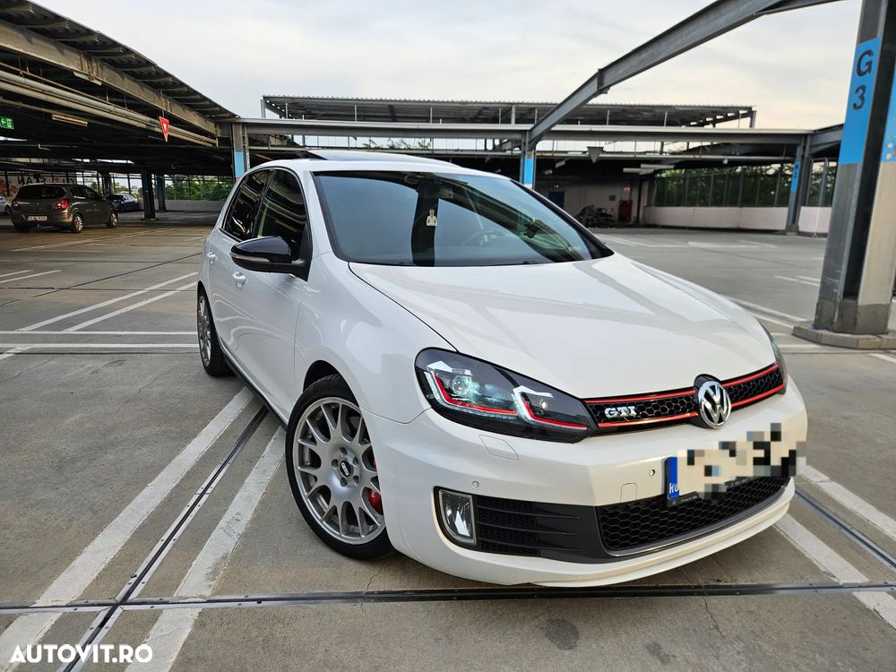 Volkswagen Golf 2.0 GTI DSG - 5