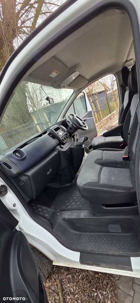 Vauxhall Vivaro - 13