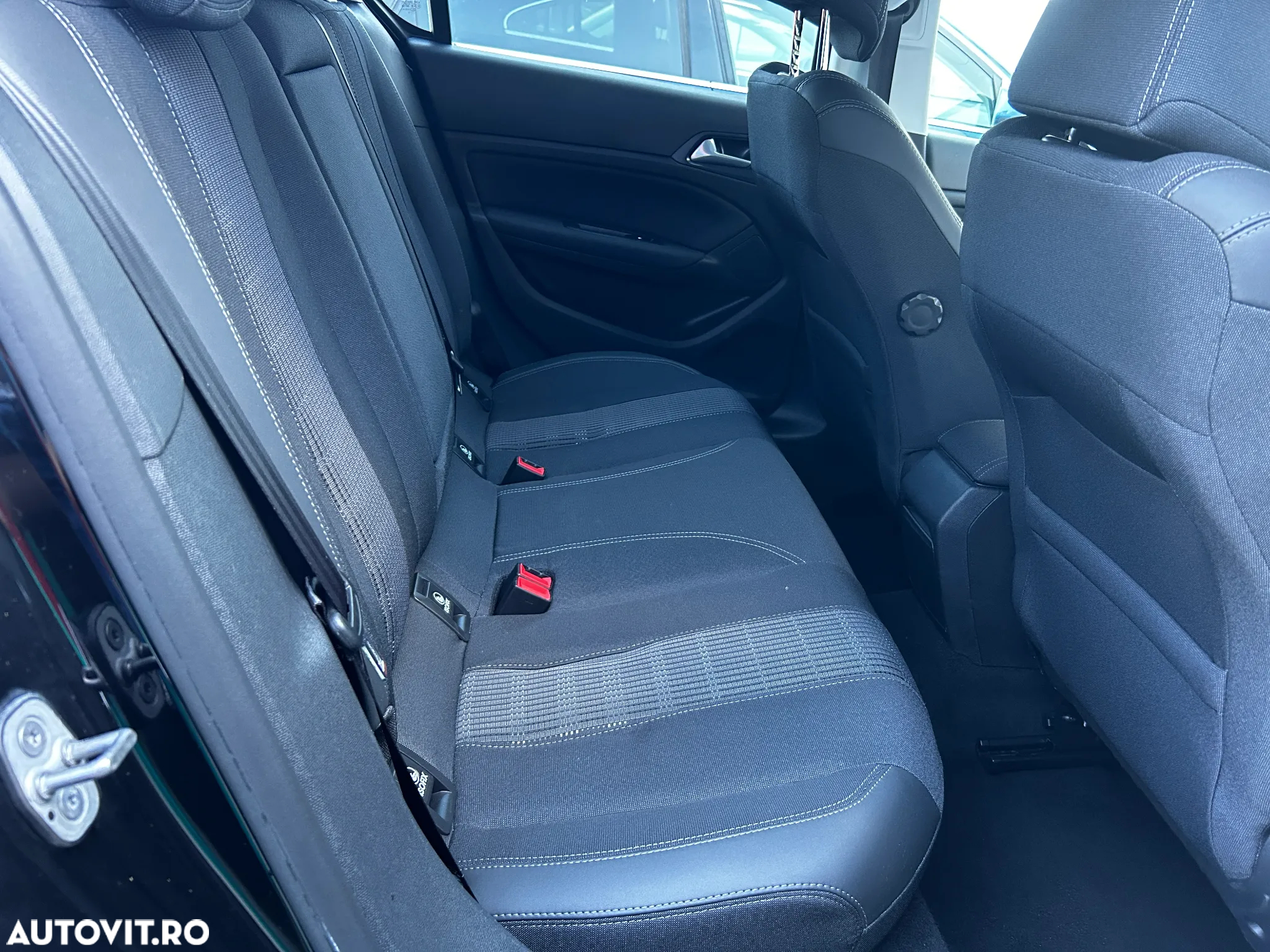 Peugeot 308 1.2L PureTech S&S EAT8 GT Pack - 16