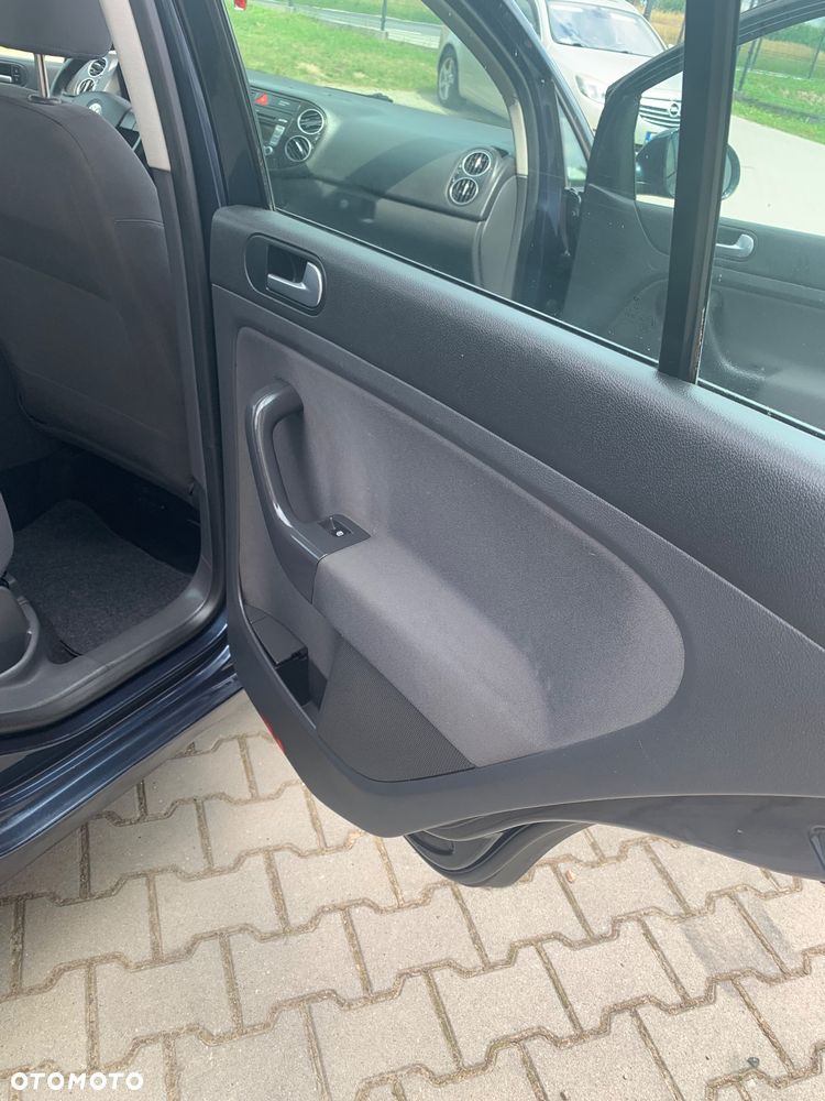 Volkswagen Golf Plus 1.6 Comfortline - 11