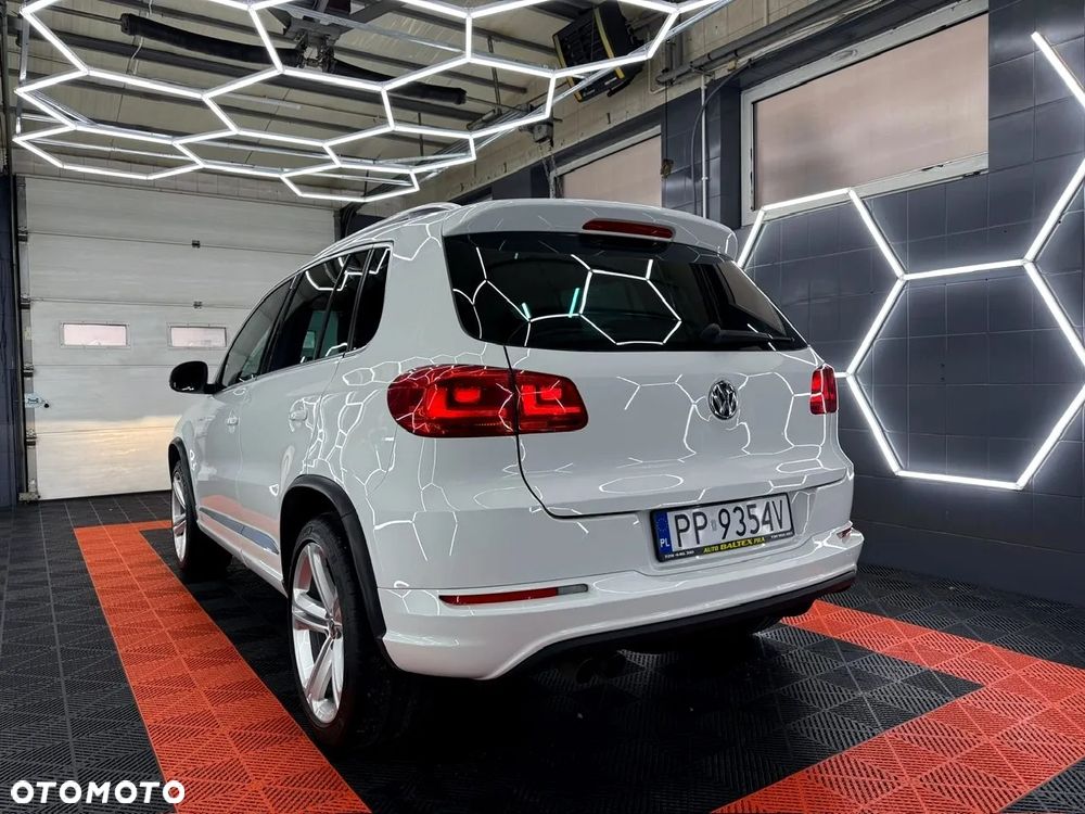 Volkswagen Tiguan 1.4 TSI 4Mot Perfectline R-Style - 5