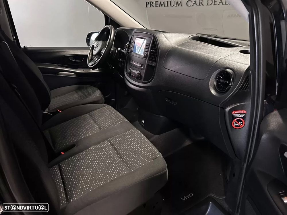 Mercedes-Benz Vito Tourer Longa Aut. PRO - 11