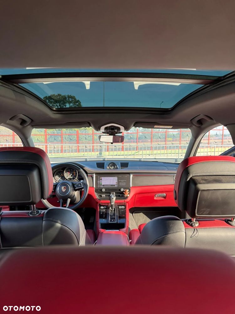 Porsche Macan Standard - 17