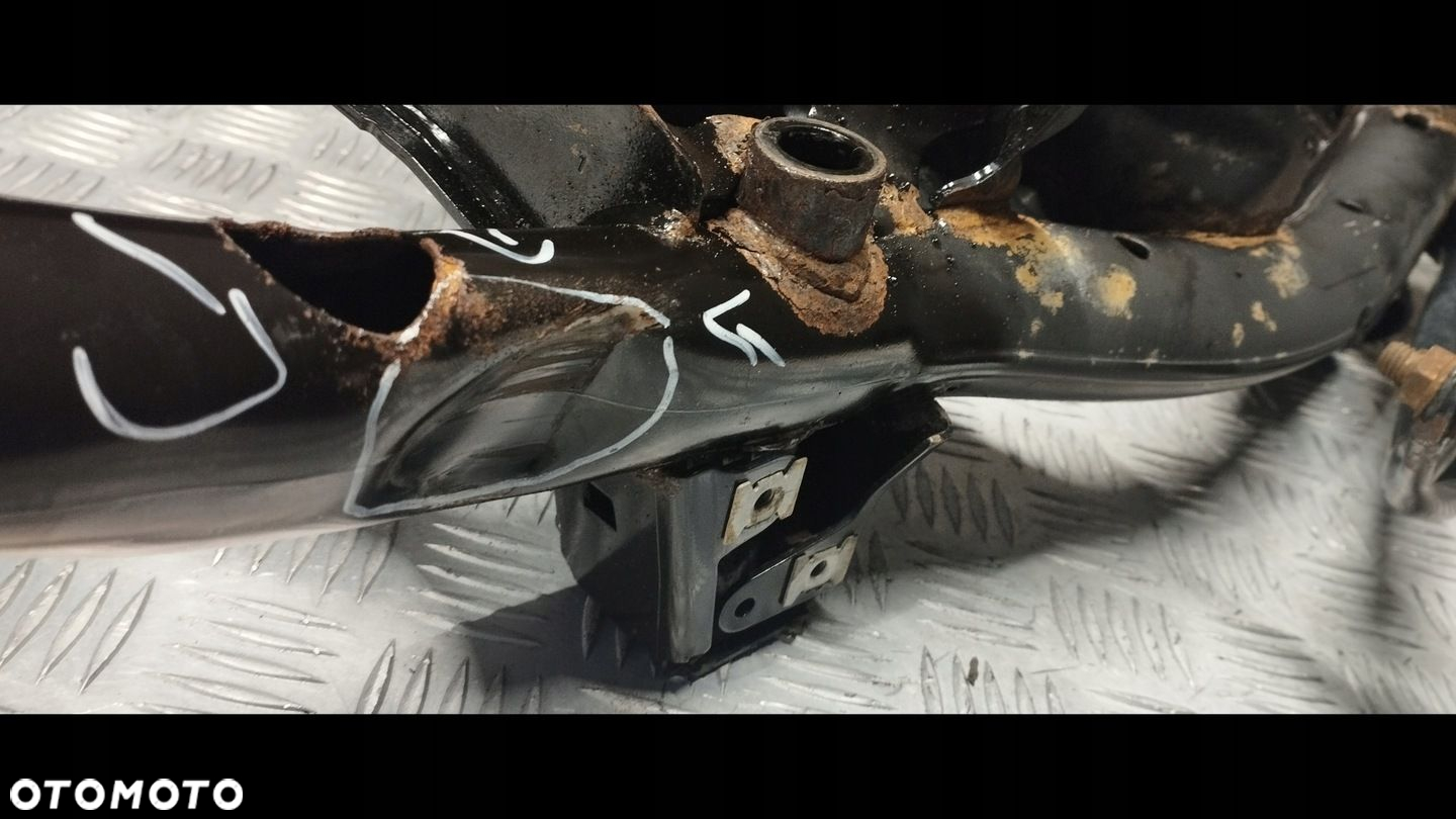 BMW F30 F31 WÓZEK SANKI PRZÓD STABILIZATOR - 8