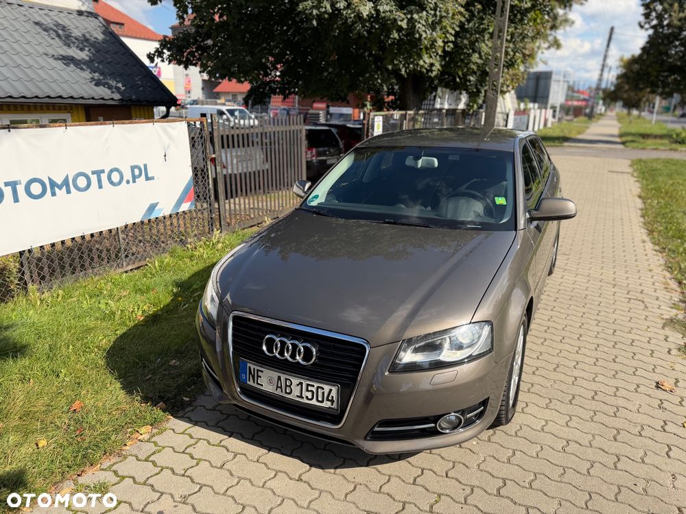 Audi A3 Sportback 2.0 TDI Ambiente - 13