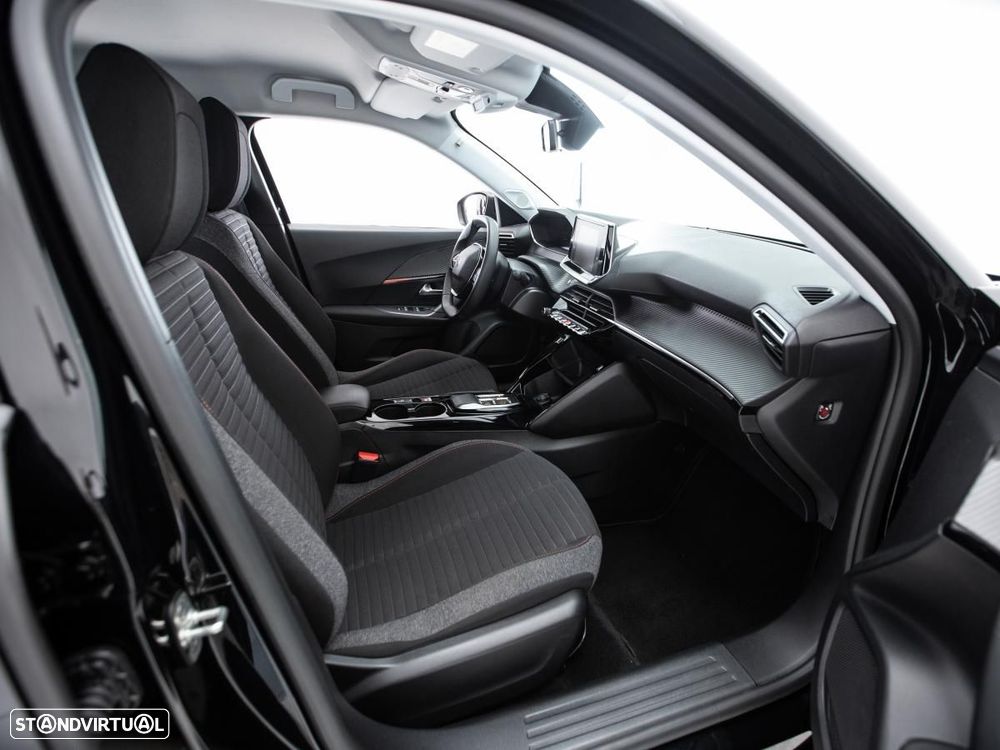 Peugeot e-2008 50 kWh Active - 9