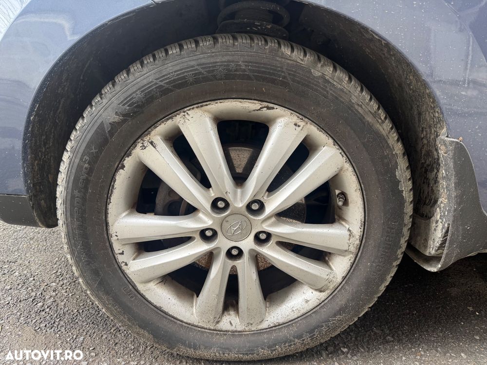 Hyundai ix35 2.0 MPI 2WD GL Classic - 21