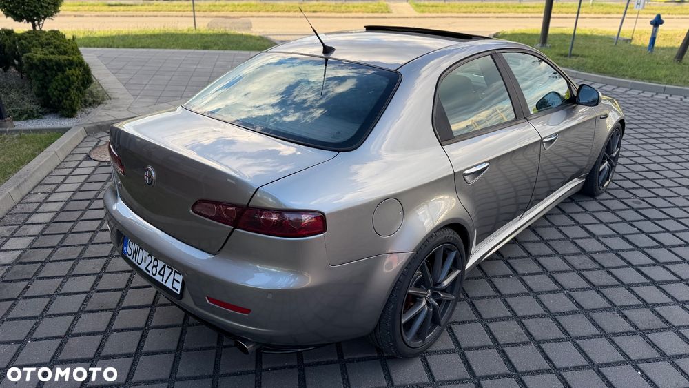 Alfa Romeo 159 2.4 JTDM 20V DPF Q-Tronic ti - 13