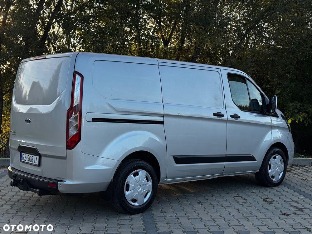 Ford Transit Custom - 4
