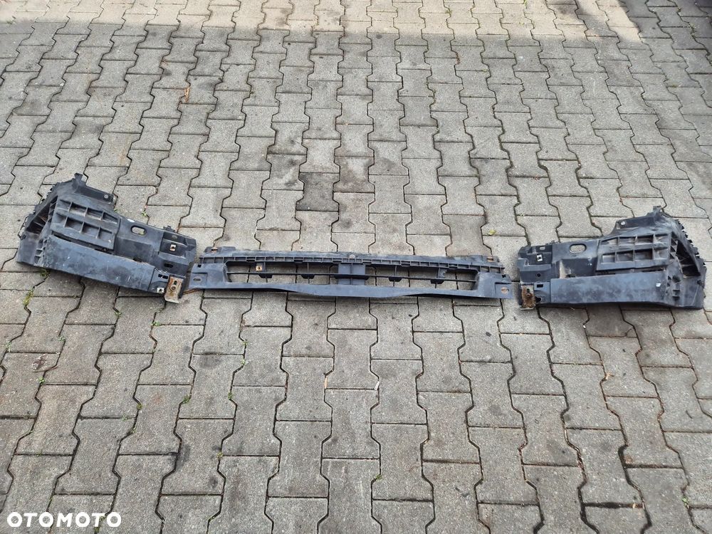ŚLIZG MOCOWANIE ZDERZAKA PRZÓD TRAFIC VIVARO PRIMASTAR 06-14r. - 1