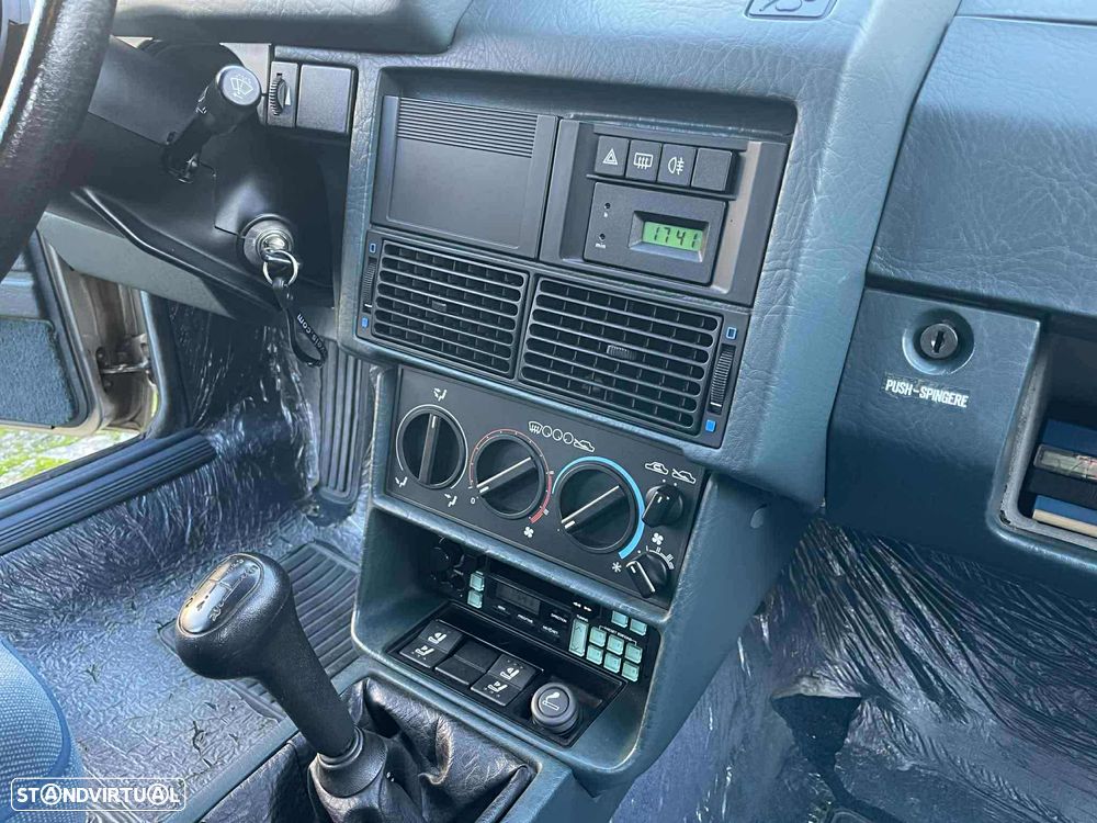 Alfa Romeo 90 2.0 S - 21