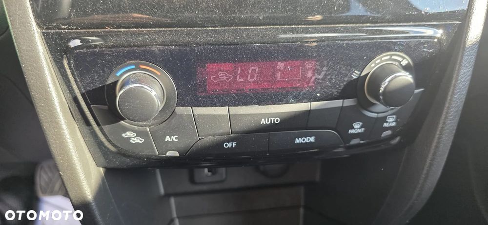 Suzuki Vitara 1.4 Boosterjet Hybrid Allgrip Comfort+ - 26