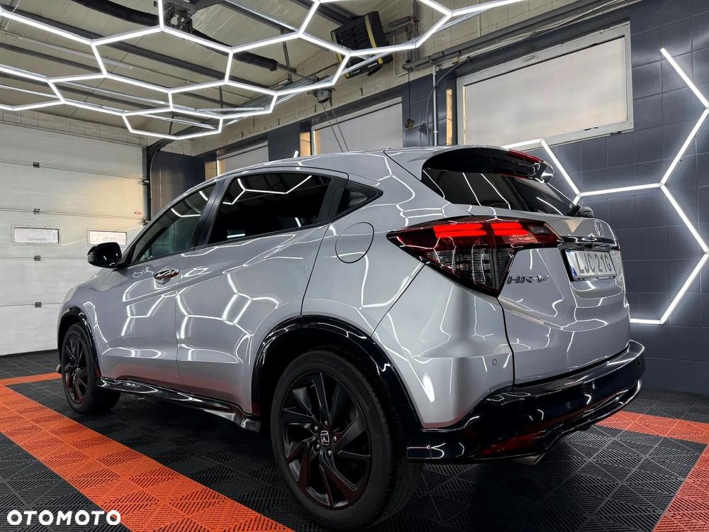 Honda HR-V 1.5 i-VTEC TURBO Sport - 9