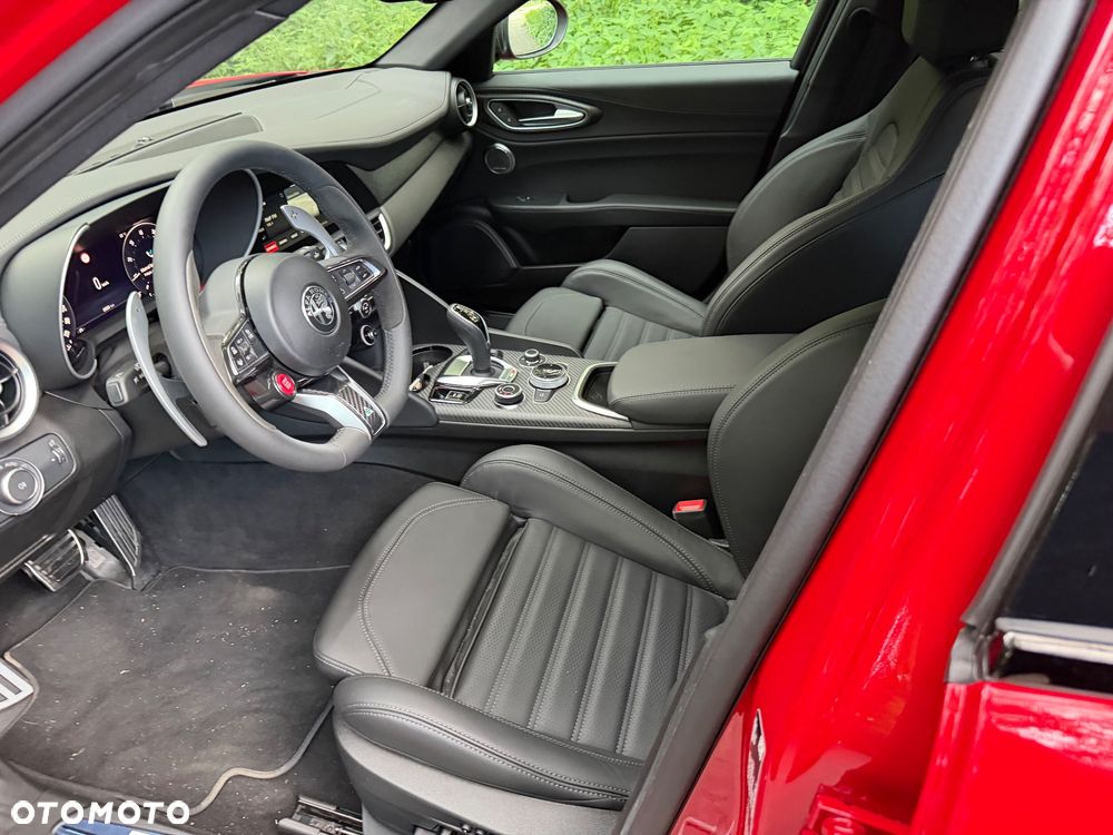 Alfa Romeo Giulia 2026 photo 4