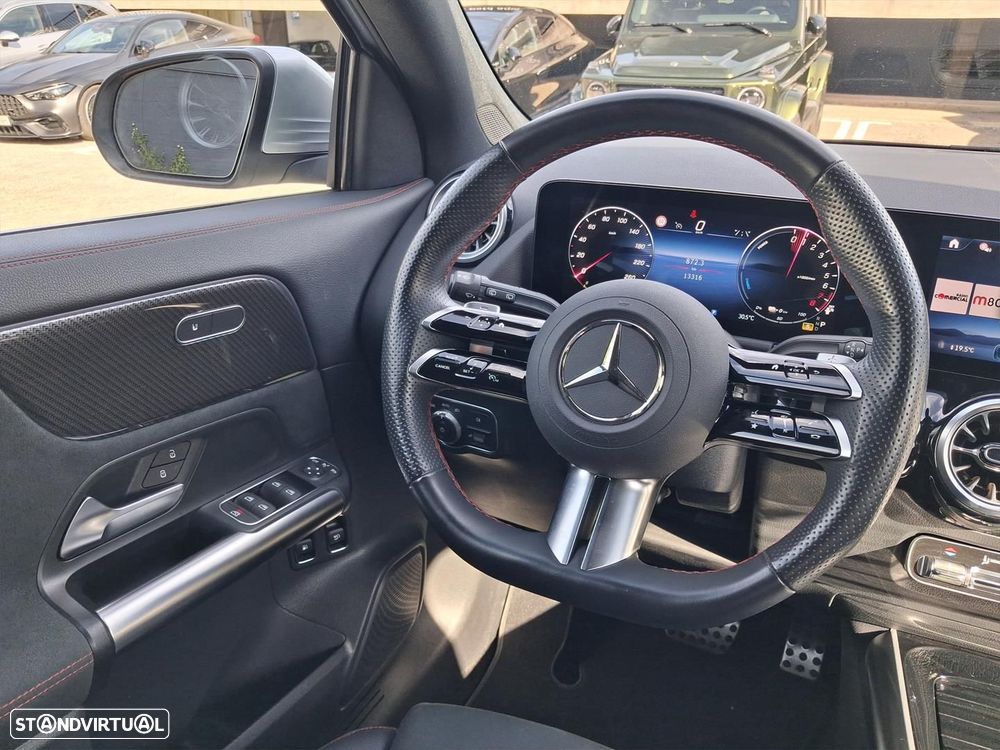 Mercedes-Benz GLA 250 e AMG Line - 17