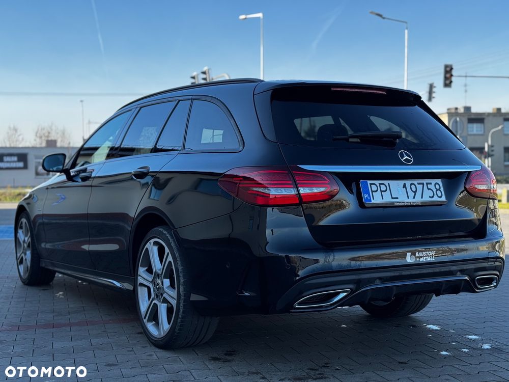 Mercedes-Benz Klasa C 300 de T 9G-TRONIC Night Edition - 10