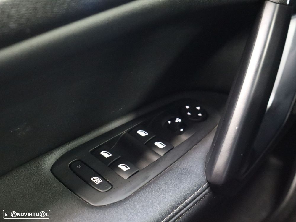 Peugeot 308 SW 1.2 PureTech Style - 18