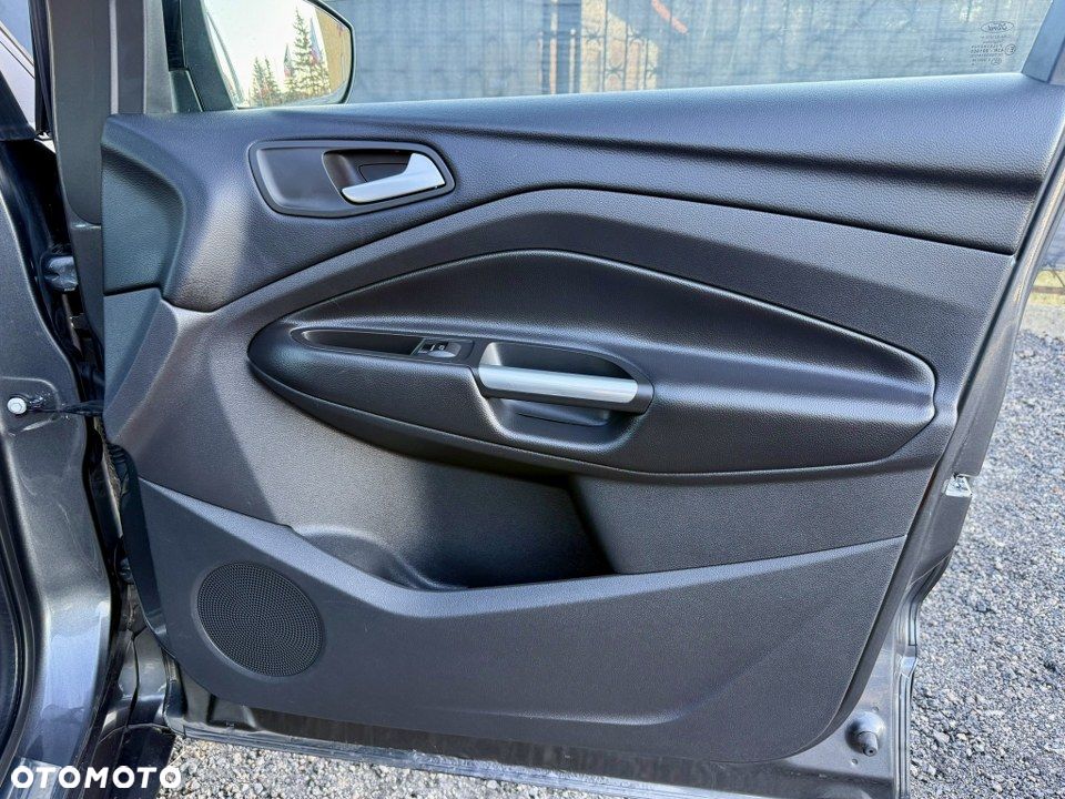 Ford Kuga 2.0 TDCi 4x4 ST-Line - 31