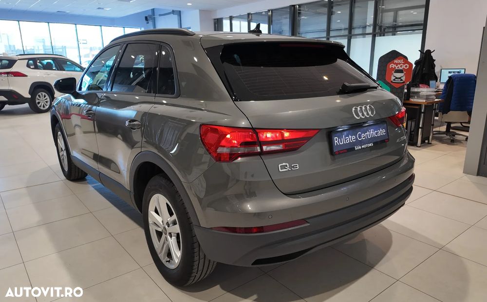 Audi Q3 45 TFSIe S tronic - 4