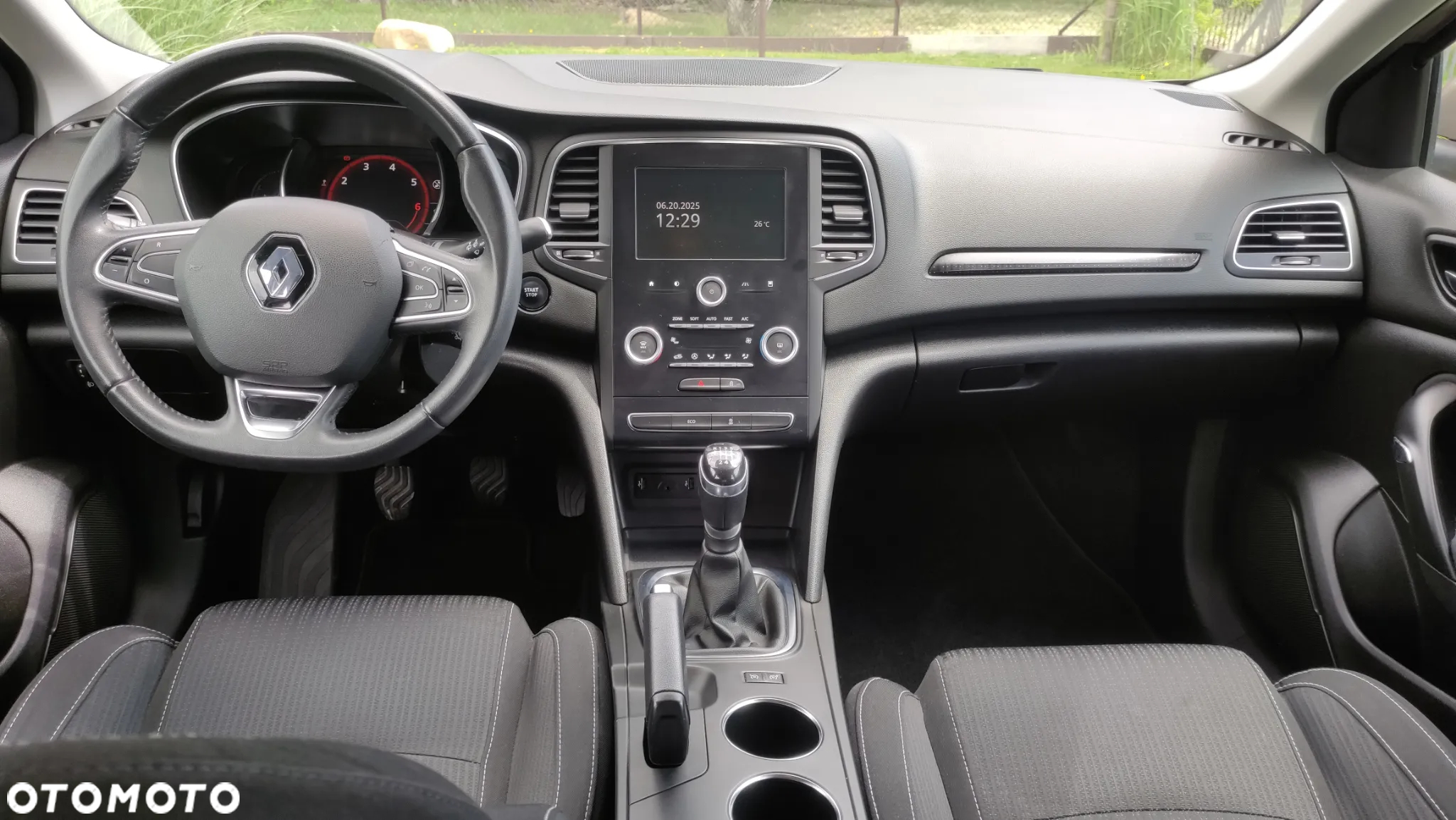 Renault Megane - 11