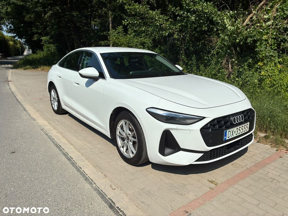 Audi A5 Limousine - 1