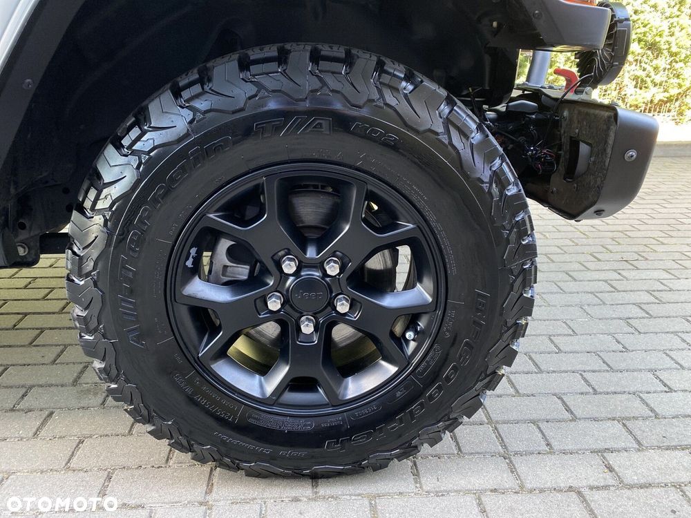 Jeep Wrangler - 23